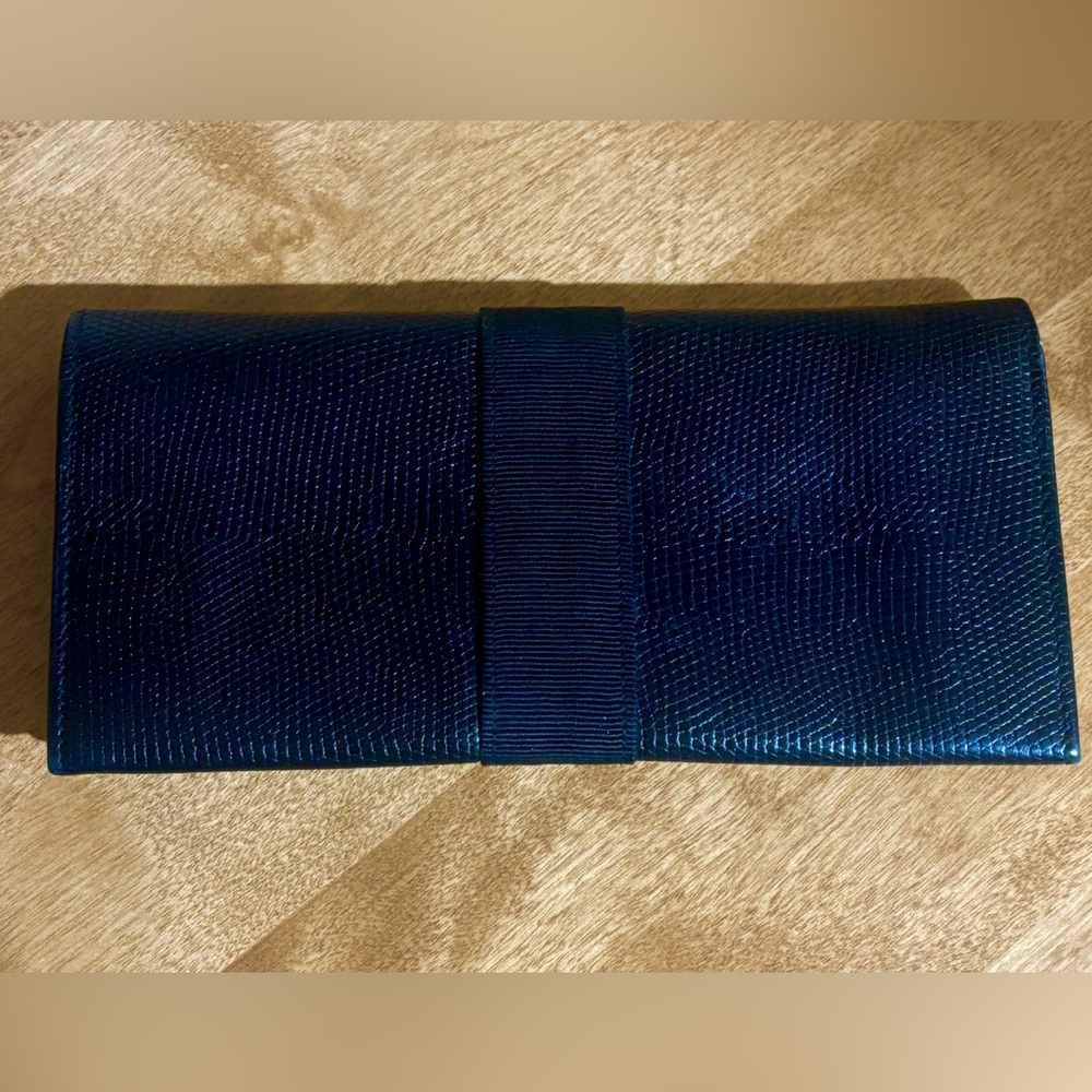 Salvatore Ferragamo Black Lizard-Embossed Leather Wallet, EUC - Picture 2 of 7